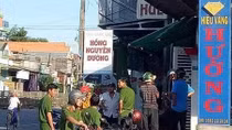 Em phóng hỏa đốt tiệm vàng của anh trai