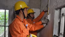 Khoảng 16.000 hộ nghèo sẽ được sửa chữa và lắp đặt miễn phí thiết bị điện