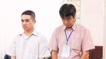 Xét xử “Chủ tịch Hội đồng quản trị” chuyên chạy trường