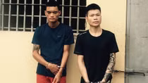 Khóa tay "đôi bạn" chuyên vào tiệm vàng để... cướp