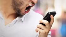 Ghen với nữ điều dưỡng, tài xế xe buýt quấy rối đường dây nóng bệnh viện