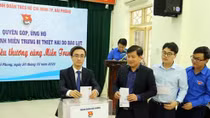 Người dân đất Cảng cùng hướng về miền Trung