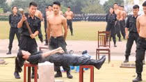 Đằng sau những màn khí công điêu luyện của Cảnh sát đặc nhiệm