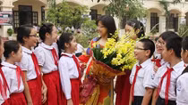 Thầy, cô đừng tước đi hạnh phúc của mình!