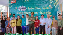 1.000 suất quà Tết đến với người dân Quảng Nam