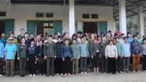 Những món quà ấm tình đồng bào nghèo vùng sâu Sơn La