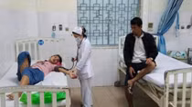Nấm rừng khiến 8 người trong 1 gia đình bị ngộ độc