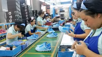 Họp phiên thứ 2 bàn về tăng lương tối thiểu vùng: Chưa chốt mức tăng