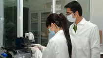 Giải mã ADN truy tìm thủ phạm giấu mặt trong các vụ trọng án rúng động dư luận