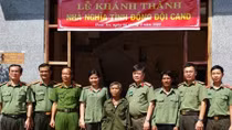 Cảm xúc trong căn nhà ấm tình đồng đội