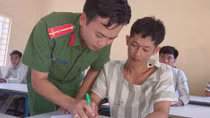Ấm áp tình người của những cán bộ quản giáo
