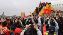 Từ "biển lớn" về "ao nhỏ"