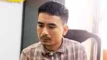 Dùng dao đâm tài xế do bị... phật ý
