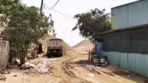 Bến thủy nội địa không phép ngang nhiên mua, bán cát