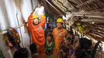 16.000 gia đình nghèo sẽ được sửa chữa và lắp đặt điện miễn phí