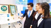 Tổng doanh thu phí bảo hiểm của Bảo Việt dẫn đầu thị trường bảo hiểm nhân thọ và phi nhân thọ
