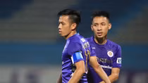 Một V.League kỳ lạ