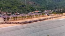 Yêu cầu tháo dỡ bờ kè xây dựng trái phép ở Khu du lịch Năm Sao tại Khánh Hòa