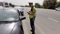Hungary: Tước bằng lái tài xế sử dụng đồ uống chứa cồn