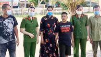 Bàn giao cháu bé bị tăng động đi lạc cho gia đình