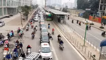 Buýt nhanh BRT vẫn bị lấn làn