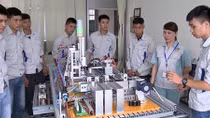 Cải thiện chất lượng việc làm cần phải được ưu tiên