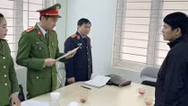 Nguyên Giám đốc và cán bộ Văn phòng đăng ký quyền sử dụng đất bị khởi tố 