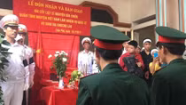 Anh về trong tiếng chiêng âm vang