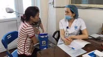 Phải đủ quạt mát và nước sạch phục vụ người bệnh ngày nắng nóng