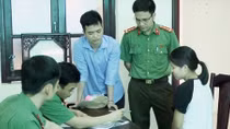 Xử lý nghiêm các đối tượng đưa tin sai sự thật việc người dân từ chối nhận tiền hỗ trợ dịch COVID-19