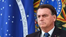Cơn khủng hoảng trầm trọng của ông Bolsonaro