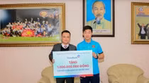 VietinBank trao tặng U23 Việt Nam 1 tỷ đồng