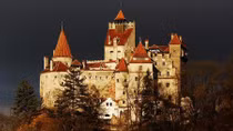 Tòa lâu đài của Dracula là dinh thự đắt giá nhất thế giới