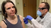 Tham vọng dùng cơ thể người để sản xuất vaccine