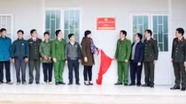 Công an Bắc Kạn xây nhà họp thôn cho dân
