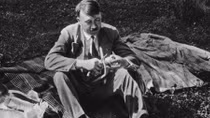 Tiết lộ mới về phút cuối đời của Hitler