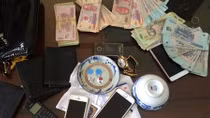 Ổ bạc trong vườn bưởi