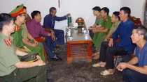 Dòng họ không có người phạm pháp