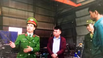 Kiểm tra, khuyến nghị chống cháy nổ tại làng nghề kim khí