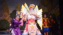Sân khấu trầy trật tìm tiếng nói chung