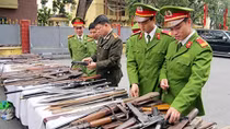 Lấy ý kiến dự thảo nghị định về quản lý, sử dụng vũ khí, vật liệu nổ và công cụ hỗ trợ