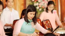 Nữ nghệ sĩ “truyền lửa” cho cây đàn tranh