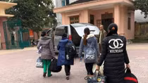 Đấu tranh ngăn chặn nạn mua bán bào thai