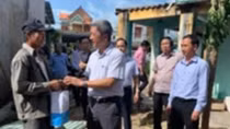 Không để dịch bệnh xảy ra sau lũ