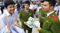 Thí sinh được xét tuyển vào các trường CAND phải đạt 5 điểm mỗi môn trong tổ hợp xét tuyển