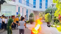 Thực tập phương án chữa cháy và CNCH tại Thư viện KHTH Đà Nẵng