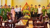 Tỉnh ủy Thanh Hóa chúc mừng cán bộ, chiến sĩ Công an