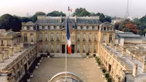 Tài liệu về các tòa nhà trọng yếu ở Paris bị đánh cắp