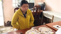 Lừa đổi vé số giả trúng thưởng cho người bán vé số dạo