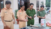 Kiểm tra ANTT trên sông, thu hồi nhiều vũ khí, vật liệu nổ